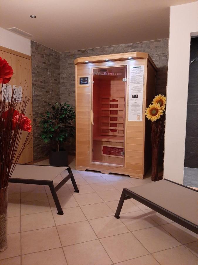 Berghotel Plagoett سان فالنتينو أللا موتا المظهر الخارجي الصورة